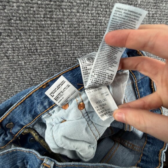 Levis 501 93 Straight Jeans Button Fly Classic Blue Denim Men Cotton ACTL 32X29 - Picture 16 of 16